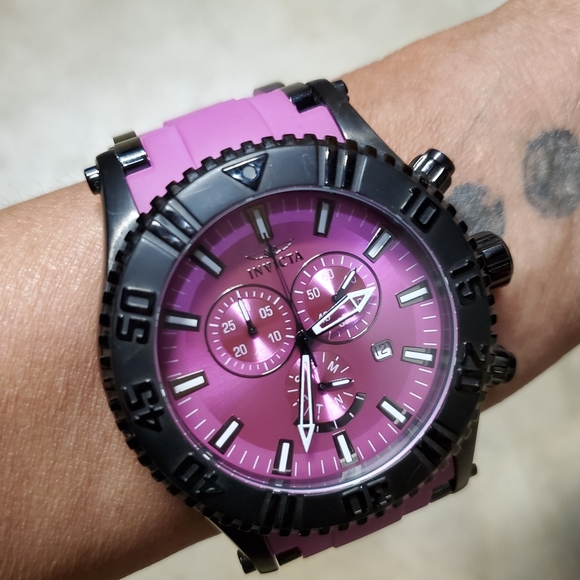 Invicta Sea Spider Purple Polyurethane Band - Picture 4 of 7
